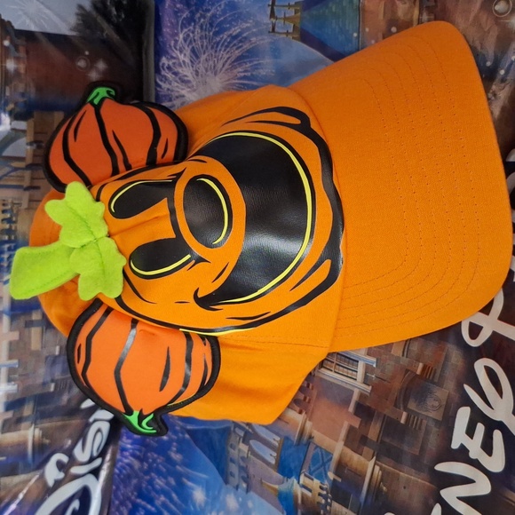 Disney Mickey Mouse GLOWS IN THE DARK Pumpkin Patch Hat - Picture 5 of 8